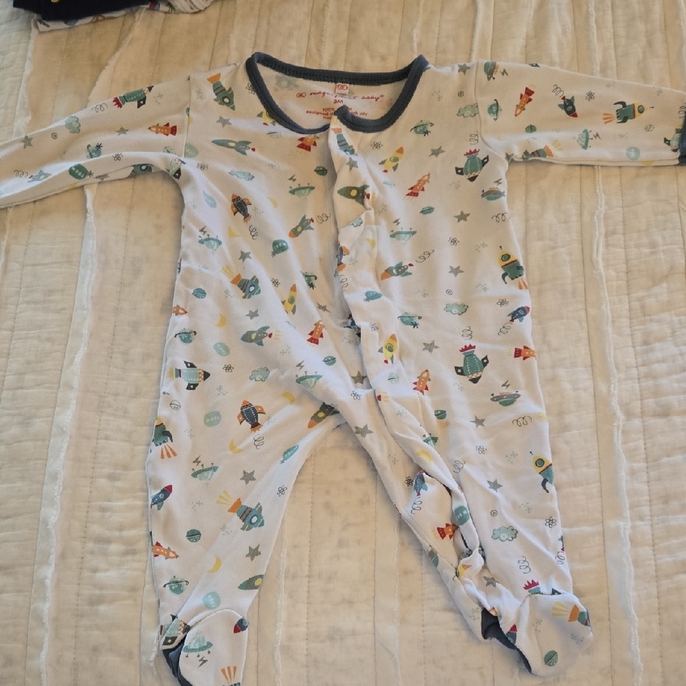 3 Month Baby Clothing Bundle - Picture 7 of 12